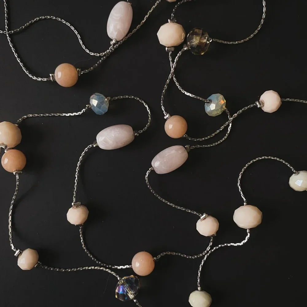 38" LOFT Pastel Pink Champagne Beaded Silver Chain Boho Double Strand Necklace - Picture 5 of 11